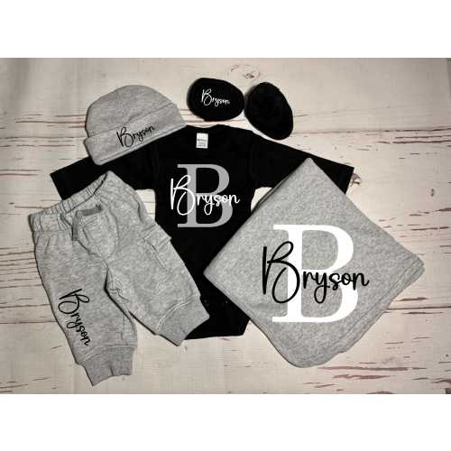 baby boy coming home outfit baby boy clothes 0-3m Newborn baby boy take home outfit personalized name monogram black and gray hospital hat