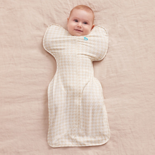 Love to Dream Printed Swaddle Up Original 1.0 TOG - Houndstooth Tan, Small