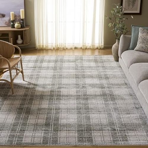 SAFAVIEH Oxford Plaid Collection Area Rug - 6'7" x 9', Green & Ivory, Non-Shedding & Easy to Clean, Ideal for Living Room, Bedroom, Dining Space (OXP500Y)