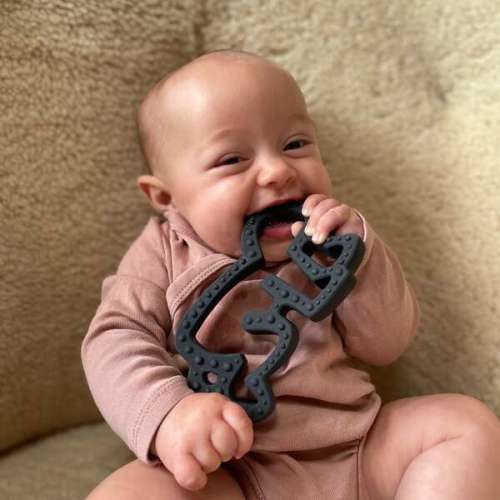 KEITH HARING Baby Teether - Etta Loves | Maisonette