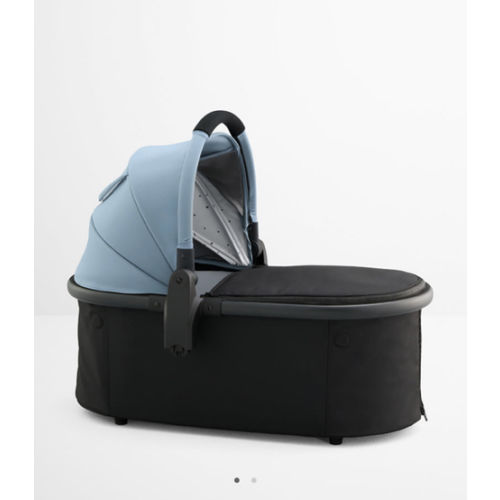 Mockingbird Bassinet in Stone Blue