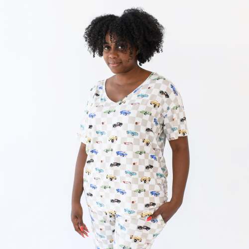 Women's Relaxed Fit V-Neck in Fast and Fierce