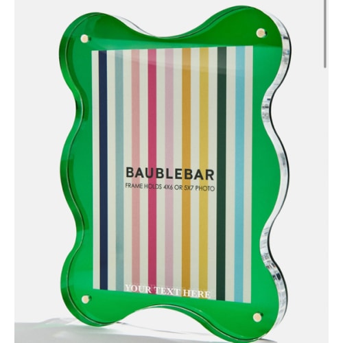 Picture Perfect Vertical Acrylic Frame  - Retro Wavy Shape