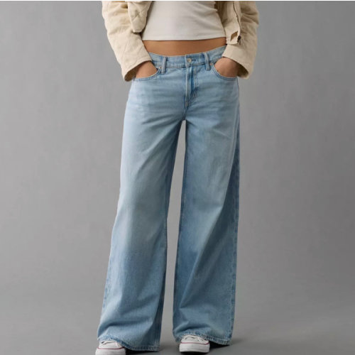 AE Low-Rise Baggy Ultra Wide-Leg Jean