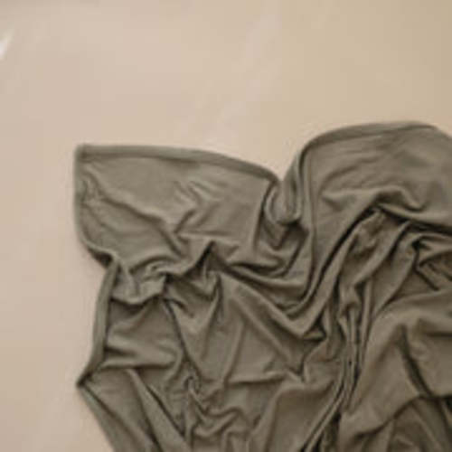 Stretchy Swaddle – Mushie