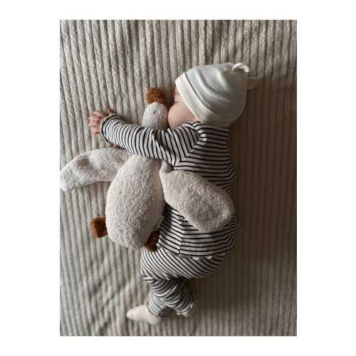 Handmade Wool Duck Plush Toy: Soft Sleep Companion for Toddlers