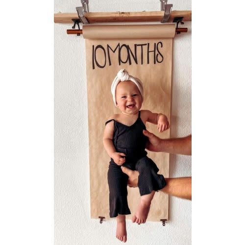 Hanging Note Roll With 4 Antique Brass Finish Clips \ Medium | Chapin Furniture