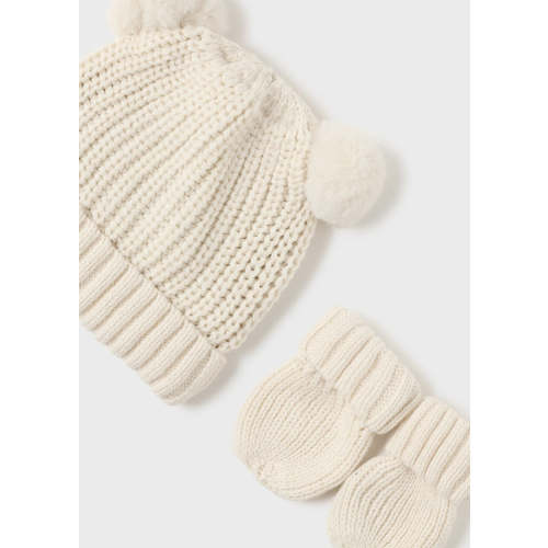 Newborn Knit Hat and Mittens Set