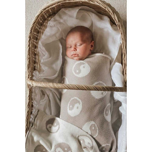 Yin Yang Blanket- Taupe – Bundl Australia