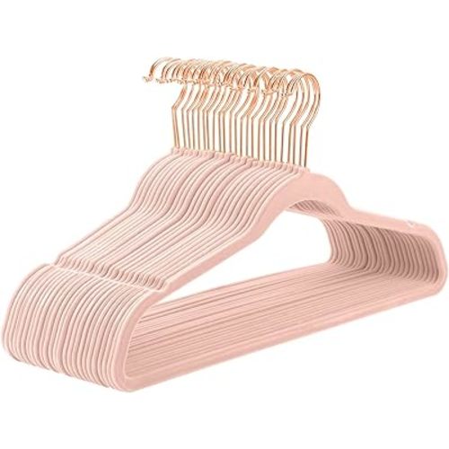 MIZGI Premium Velvet Hangers (50 Pack) Heavy Duty - Non Slip Felt Hangers - Blush Pink - Rose Gold 360 Degree Swivel Hooks,Space Saving Clothes Hanger,Durable Strong Hanger for Suits,Coats,Dress