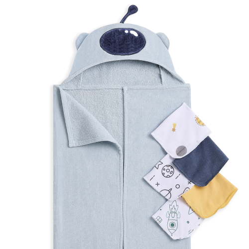 Evolur AstroNap 6 pc Gift Set - Hooded Towel & 5pc Wash Cloths, Space Print
