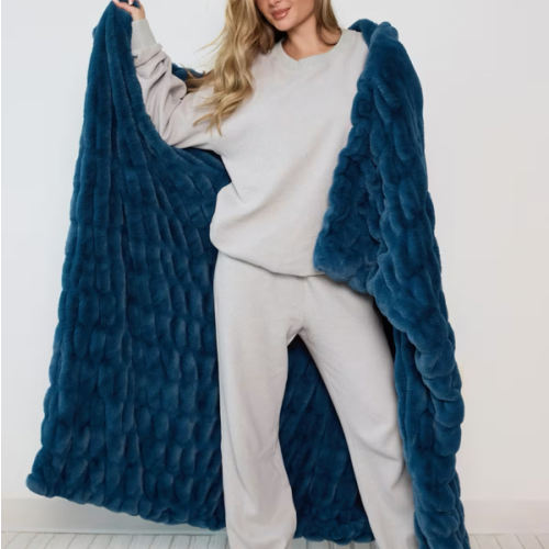 Dreamer Blanket | Super Soft, Cozy Oversized Blanket | Comfrt
