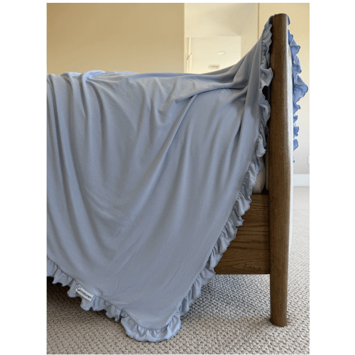 Goosebumps - Ribbed Ruffle Blanket