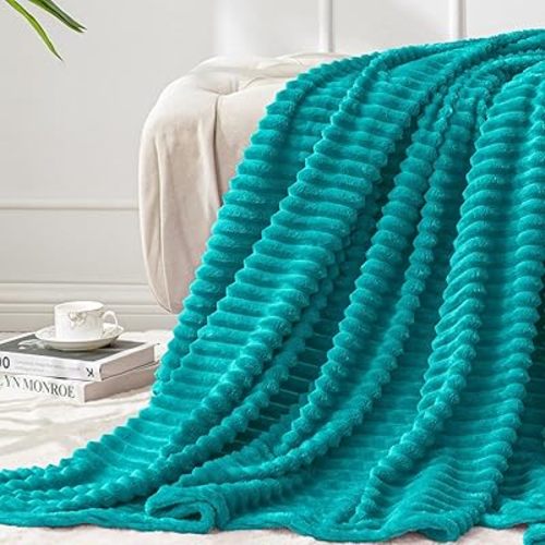 BEDELITE Fleece Throw Blanket for Couch – 3D Ribbed Jacquard Soft and Warm Decorative Fuzzy Blanket – Cozy, Fluffy, Plush Lightweight Blue Throw Blankets for Bed, Sofa, 50x60 inches