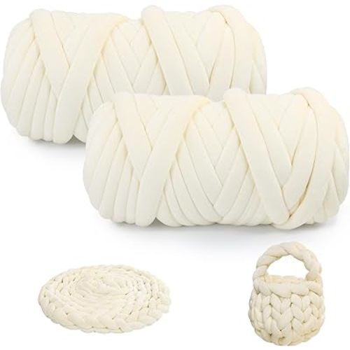 Chunky Yarn for Arm Knitting, guofa 4.4LBS Soft Fleece Yarn for Throw Blanket Pillow, Hand Knitting Bag, Cat Bed and DIY Home Decorations