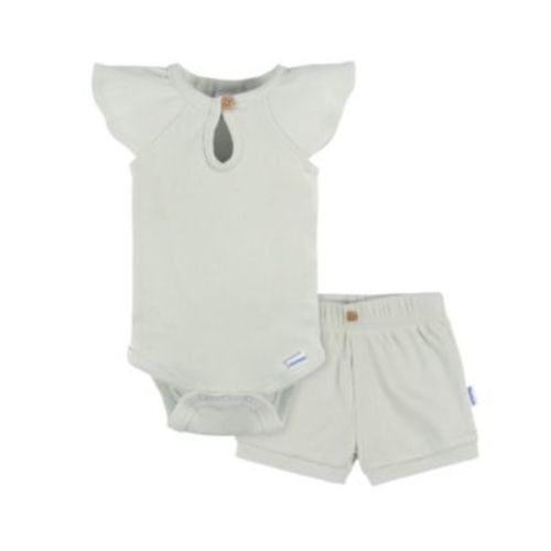 Childrenswear Baby Girls Gerber Flutter Sleeve Bodysuit and Shorts Set