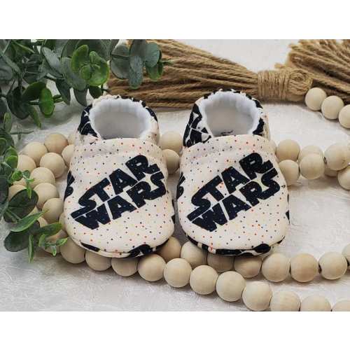 StarWars Baby Moccasin, Baby Moccasin, Baby Girl Moccasin, Baby Boy Moccasin, Baby Booties, Baby Shower Gift, Soft Baby Slippers, Crib Shoe
