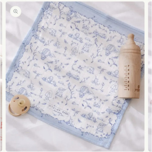 Burp Cloth, Toile de Jouy | Atelier Babbi