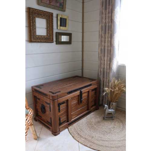 Solid Wood Storage Chest "Normandy": Forged Iron Accents, Lockable Trunk (90x50x50 cm)