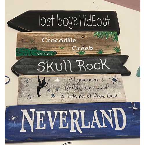 Peter Pan Lost Boys Tinker Bell Neverland Arrows/Direction Sign