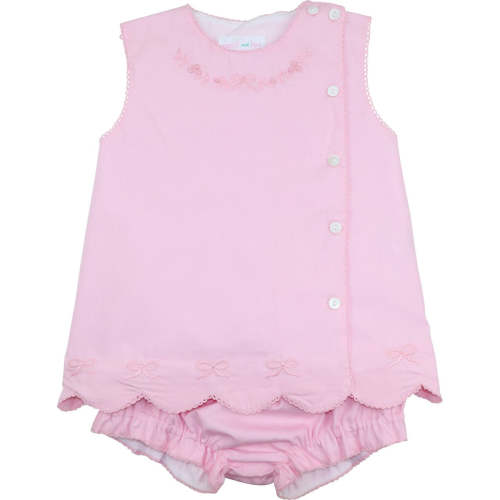 Embroidered Scalloped Diaper Set