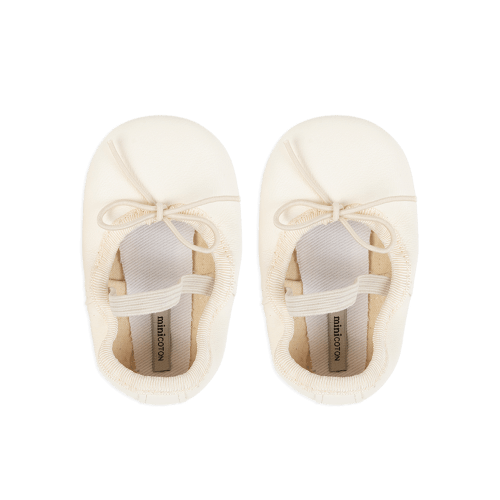 Off-white Ballerinas
