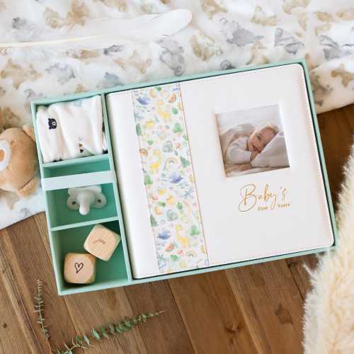 Baby book | Leather-Bound Baby Memory Book with Keepsake Box and Milestone Stickers for Boys and Girls | Timeless Beautiful Baby Gift Set