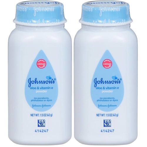 Johnson's Baby Naturally Derived Cornstarch Baby Powder with Aloe and Vitamin E for Delicate Skin, Hypoallergenic and Free of Parabens, Phthalates, and Dyes for Gentle Baby Skin Care, 1.5 oz