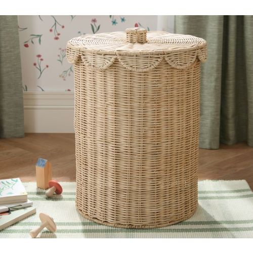 Palmer Scalloped Hamper