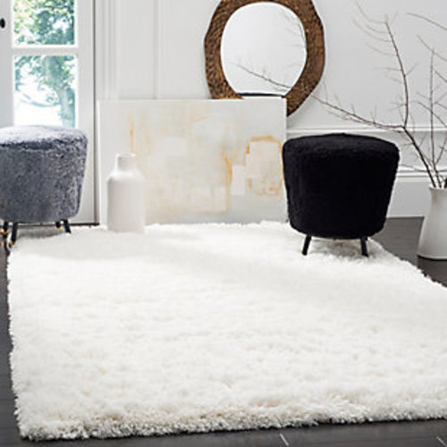 Safavieh Polar Shag 4' x 6' Area Rug