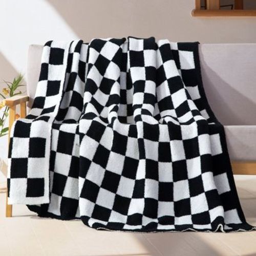 50" x 70" Ultra Soft Checkered Knitted Throw Blanket
