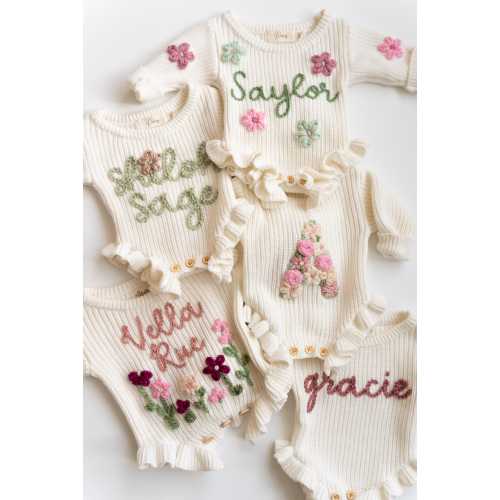 EMBROIDERED BABY ROMPER - Custom Baby Romper, Hand Embroidered Newborn Name, Flower Initial, Personalized Baby Gift