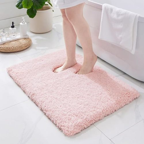 ILANGO Pink Bathroom Rugs 24" × 17" Non Slip & Super Absorbent Extra Thick Soft, Washable Bath Mat for Floor, Non Shedding Microfiber Plush Holiday Bath Rug with Rubber for Shower Sink