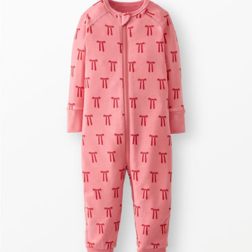 Holiday HannaSoft™ Stretch Sleeper