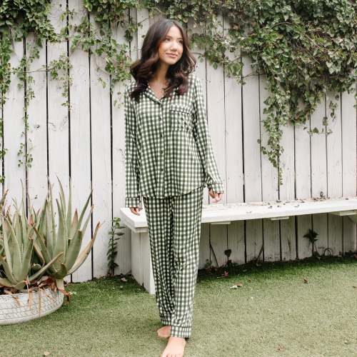 Long-Sleeved Women's Pajama Set in Gingham Fir