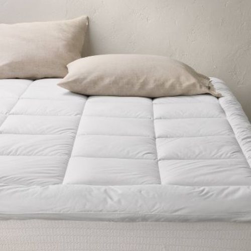 Full Ultra Loft Down Alternative Mattress Pad - Casaluna™: Hypoallergenic, Water-Resistant Bed Protector, 280 Thread Count