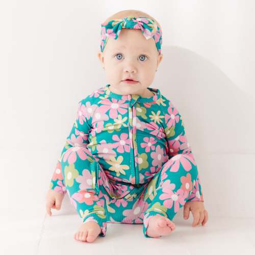 Retro Daisies Small Ribbed Zip Romper