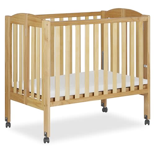 Dream On Me 2-in-1 Folding Portable Compact Mini Baby Crib in Natural, GreenGuard Gold & JPMA, US Patented Flat Folding System, Locking Wheels, 1″ Mattress Pad, Space-Saving Quick Fold Easy Storage
