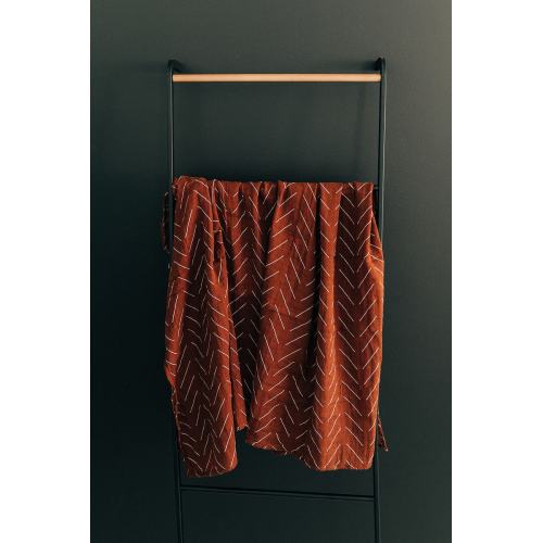 Rust Mudcloth Muslin Swaddle Blanket – Mebie Baby