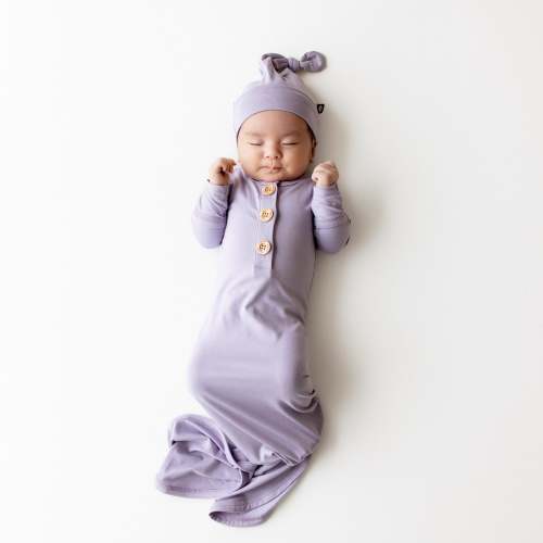 Knotted Gown with Hat Set in Taro | Kyte Baby