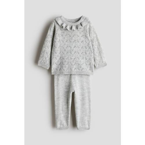 2-PIECE KNIT SET