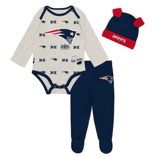 Newborn Outerstuff Heather Gray New England Patriots Huddles & Giggles 3-Piece Pant and Hat Set