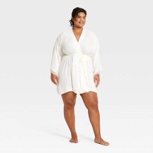 Women's Luxury Collection Short Satin Robe with Lace - Auden™ Cream 3X-4X