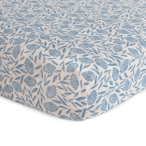 mushie Extra Soft Muslin Fitted Crib Sheet (Blue Flowers)