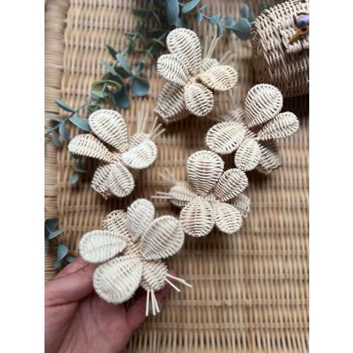 Set of 5- Rattan Bees - Rattan  Room Decoration - Rattan Wall Decor