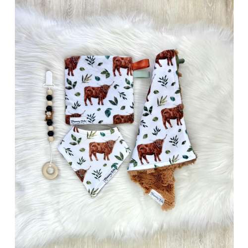 Green Leaf and Highland Cow Print Bibdana, Crinkle Sensory Toy, and Matching Binky Blanket Set