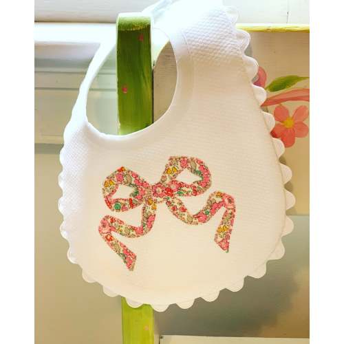 Bib with Liberty Bow