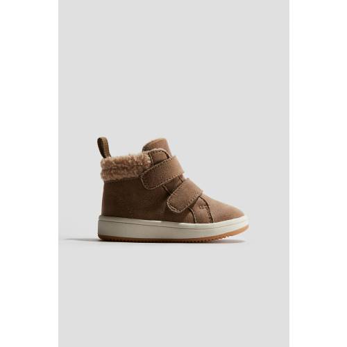 WARM-LINED HIGH TOPS