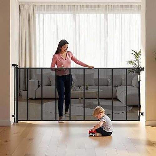 VEVOR Retractable Baby Gate, Extends to 202.7 inch Extra Wide, 39 inch Tall, with Reinforced Fiberglass Strips, Avoids Crawling Through, Mesh Dog Gate for Decks, Doorways, Garages, Indoor, Black