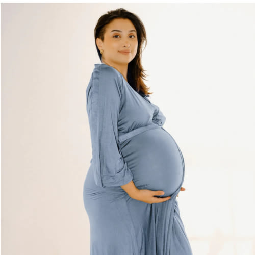 Amelia Labor & Postpartum Gown in Periwinkle – Lila